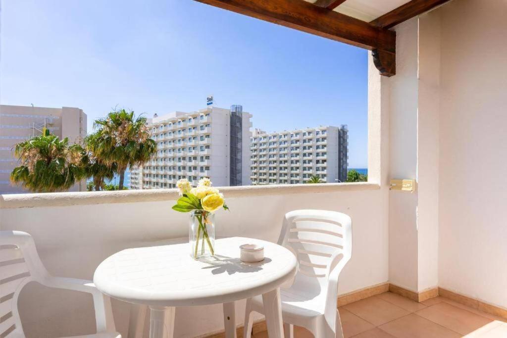 Carihuela Front Beach Торемолинос Екстериор снимка