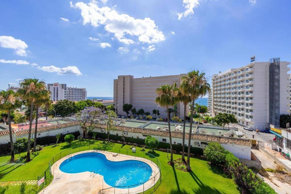 Carihuela Front Beach Торемолинос Екстериор снимка